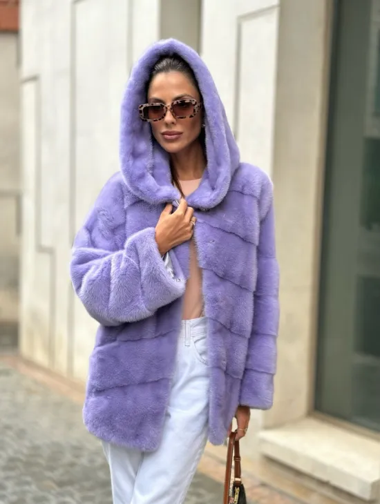Короткая норковая шуба с капюшоном - цвет лиловый