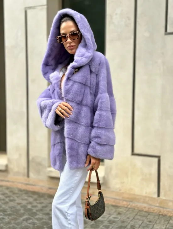 Короткая норковая шуба с капюшоном - цвет лиловый