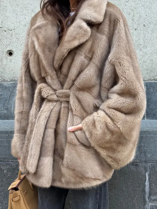 Летучая мышь пастель аукционная норка