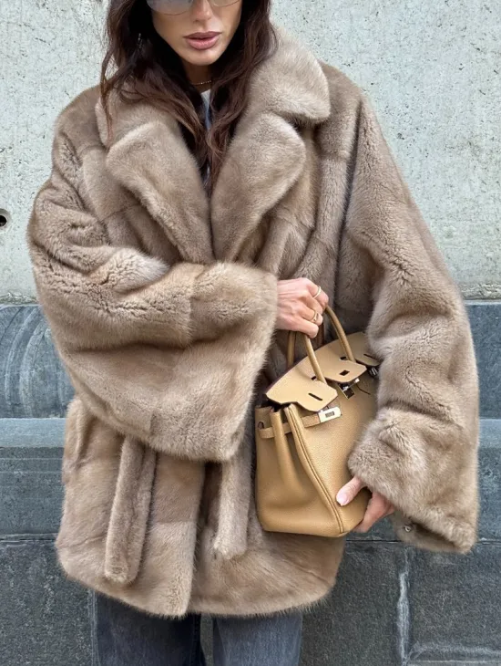 Летучая мышь пастель аукционная норка