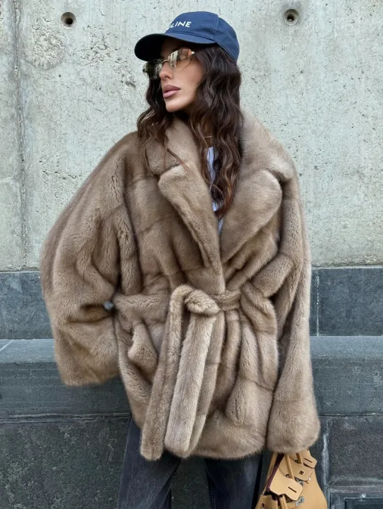 Летучая мышь пастель аукционная норка