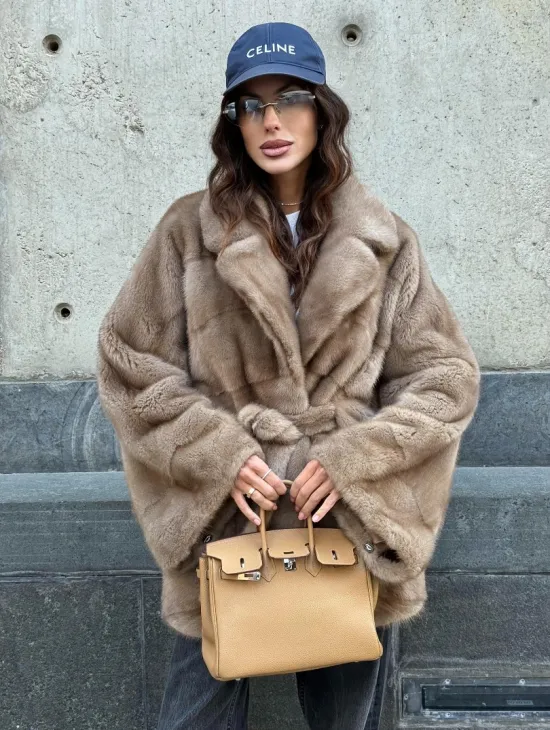 Летучая мышь пастель аукционная норка