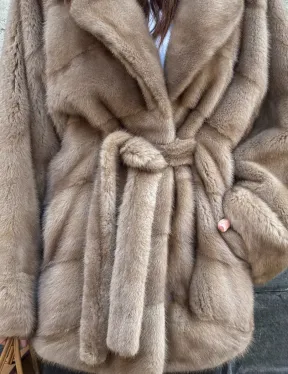 Летучая мышь пастель аукционная норка