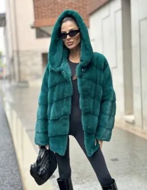 Короткая норковая шуба с капюшоном - цвет морской изумруд