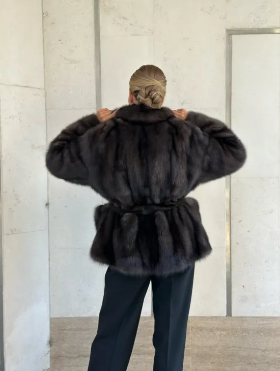 Стильный жакетик из соболя цвета dark седина 1/2