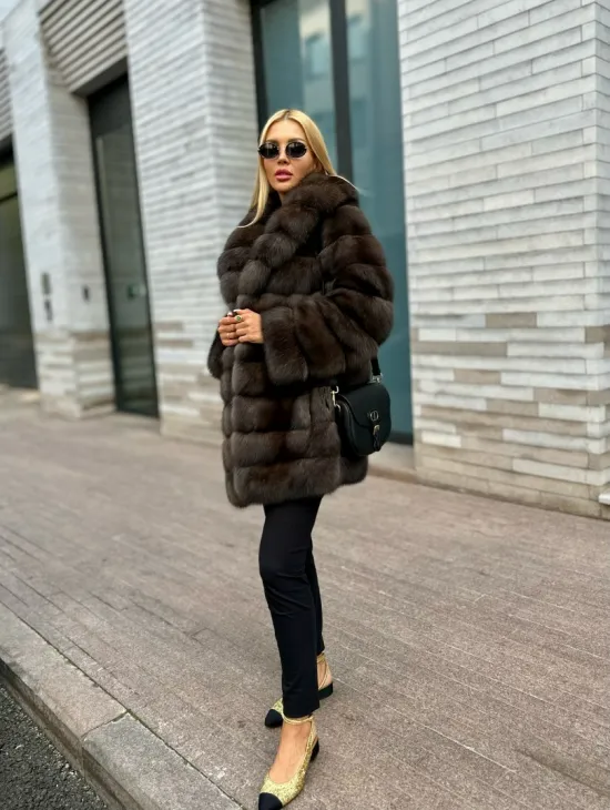 Полушубок-жакет из соболя воротник шаль седина 1/2