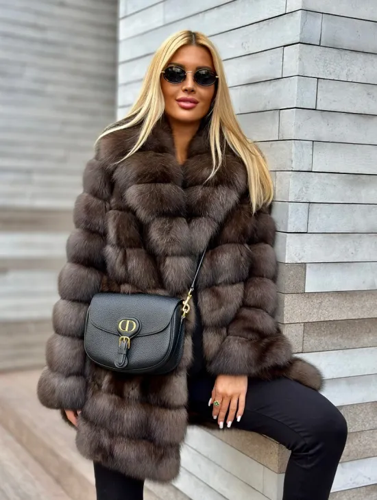 Полушубок-жакет из соболя воротник шаль седина 1/2