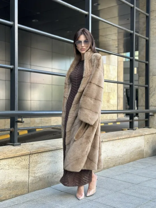 Пастель норковая шуба из аукционного меха - воротник отворот