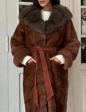 Эксклюзивная норковая шуба с капюшоном из куницы - цвет терракотовый