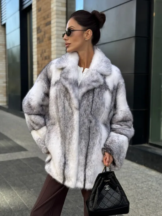 Белая норковая куртка автоледи английский воротник