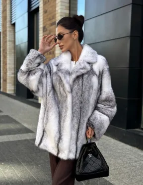Белая норковая куртка автоледи английский воротник