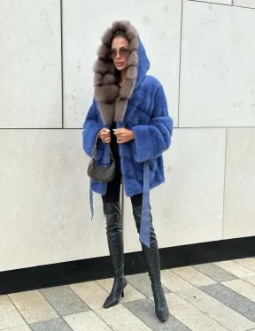 Норковое манто с капюшоном из куницы - цвет васильковый