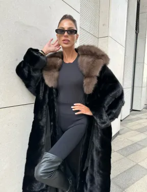 Роскошная шуба из финской норки с капюшоном из меха куницы - черный бриллиант
