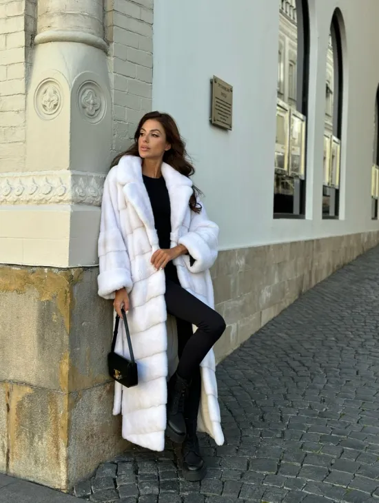 Шуба из плюшевой норки Velvet - цвет паломино