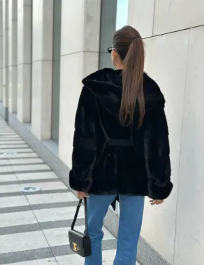 Черная норковая шуба с капюшоном - автоледи