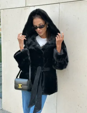 Черная норковая шуба с капюшоном - автоледи