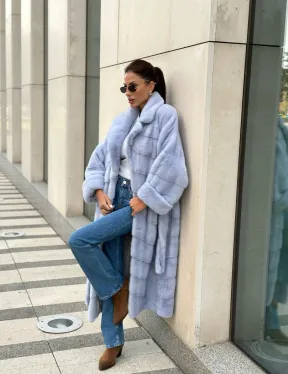 Голубая шуба из плюшевой норки, английский воротник