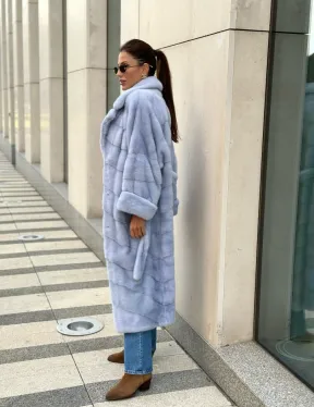 Голубая шуба из плюшевой норки, английский воротник