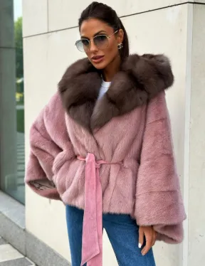 Пудра летучка из меха норки, капюшон куница