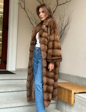 Стильное пальто из меха соболиной норки - цвет соболь