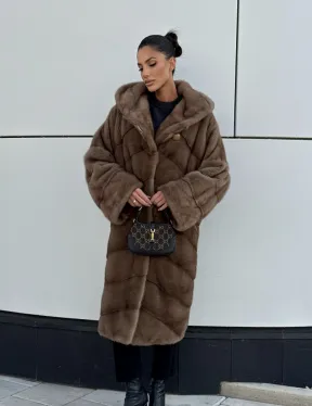 Женская норковая шуба NAFA MINK с капюшоном - цвет пастель