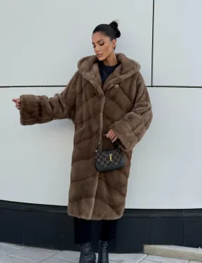 Женская норковая шуба NAFA MINK с капюшоном - цвет пастель