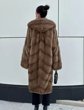 Женская норковая шуба NAFA MINK с капюшоном - цвет пастель