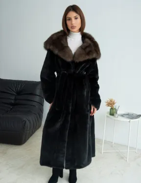 Норка BLACKGLAMA, пластины с капюшоном из меха куницы