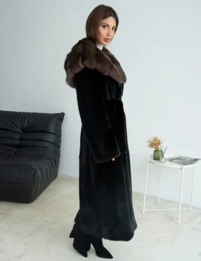 Норка BLACKGLAMA, пластины с капюшоном из меха куницы