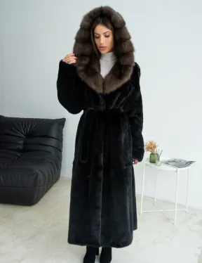 Норка BLACKGLAMA, пластины с капюшоном из меха куницы