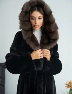 Норка BLACKGLAMA, пластины с капюшоном из меха куницы