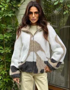 Стильная норковая куртка с капюшоном