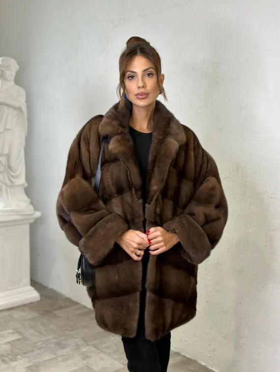 Шуба из аукционной норки английский воротник - цвет орех