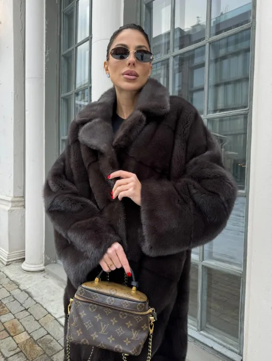 Норковая шуба с английским воротником - цвет уголь