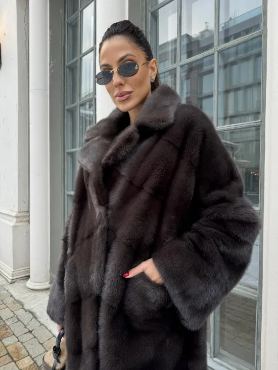 Норковая шуба с английским воротником - цвет уголь