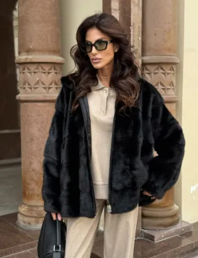 Черная норковая шуба с капюшоном