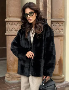 Черная норковая шуба с капюшоном
