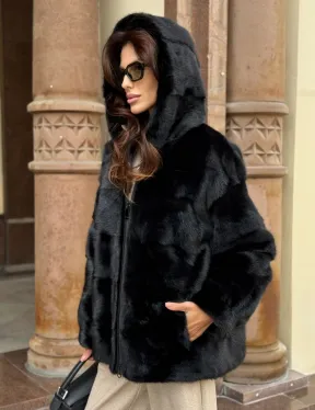 Черная норковая шуба с капюшоном