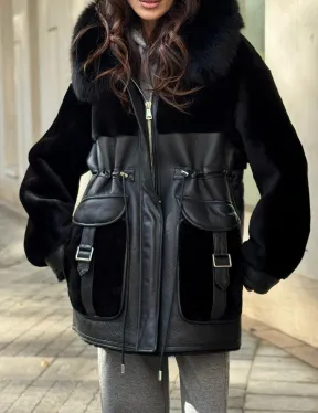 Черная дубленка с капюшоном