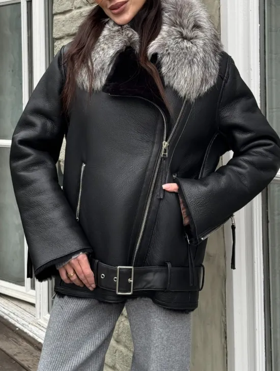 Дубленка из натуральной овчины с воротником чернобурой лисы