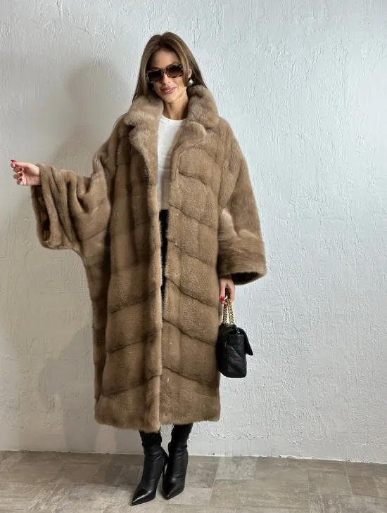 Роскошное манто из аукционной норки - цвет пастель