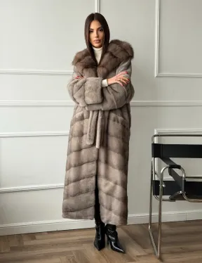 Шуба норковая с капюшоном куница - цвет светло-серый