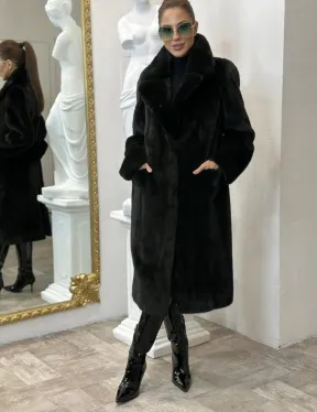 Элегантное пальто из плюшевой норки VELVET - цвет черно-зеленый