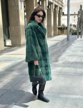 Зеленая шуба мех NAFA английский воротник