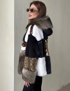 Комбинированная норковая куртка с капюшоном