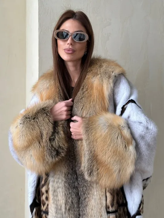 Комбинированная норковая шуба с мехом альпийской лисы