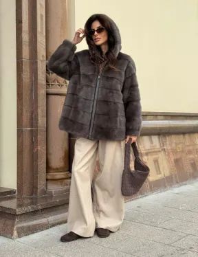 Бомбер из меха норки с капюшоном - цвет мокко