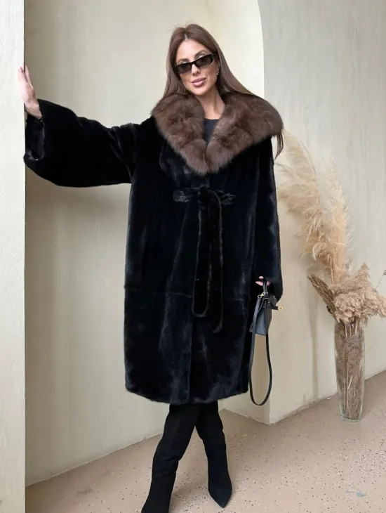 Норка BLACKGLAMA кимоно с капюшоном куница