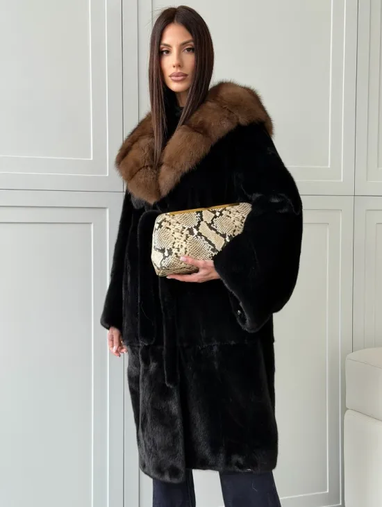 Норковая шуба фасон баллон с капюшоном куница