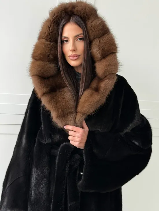 Норковая шуба фасон баллон с капюшоном куница